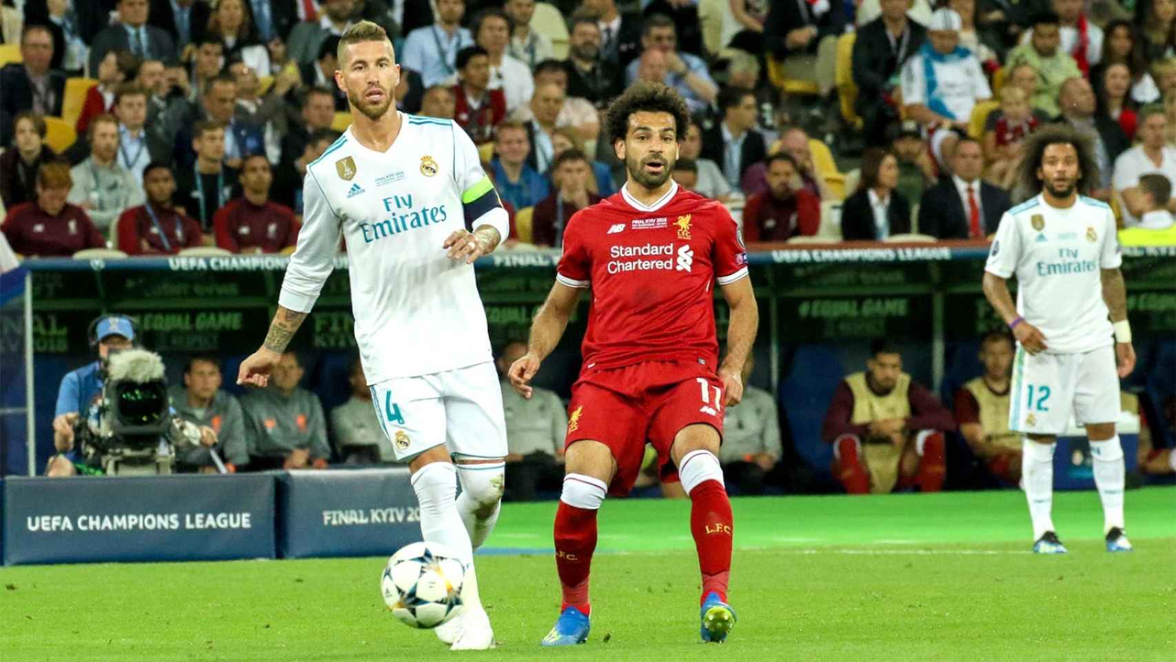 Sergio Ramos y Mo Salah en la final de la Champions de 2018 en Kiev