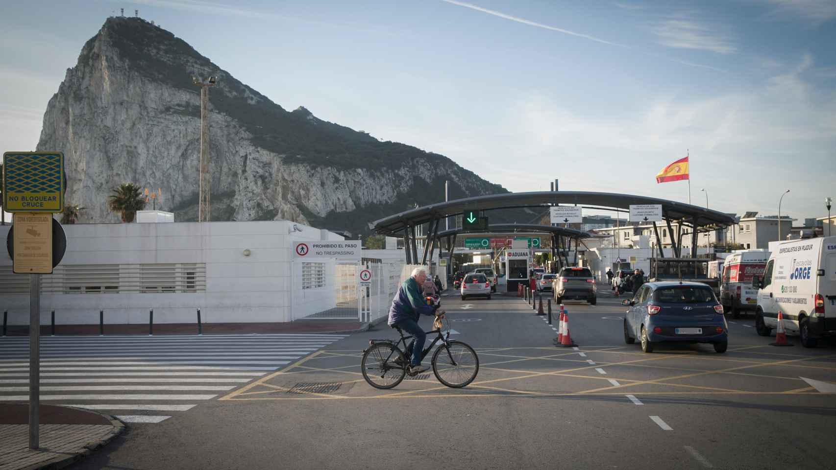 Bruselas incluye a Gibraltar en su lista negra de territorios que toleran el blanqueo de dinero