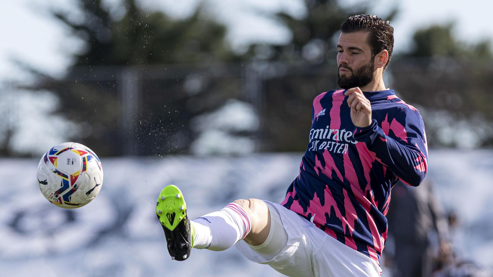 Nacho Fernández, durante un calentamiento