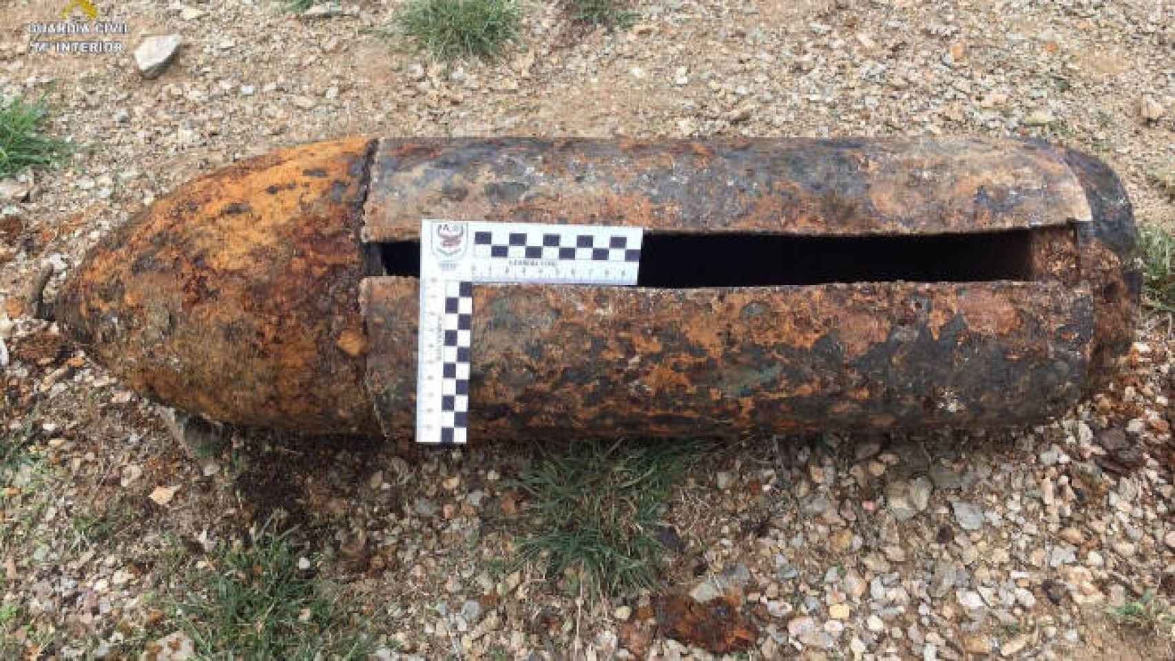 Bomba alemana de la Guerra Civil hallada en Port de la Selva. Foto. Guardia Civil