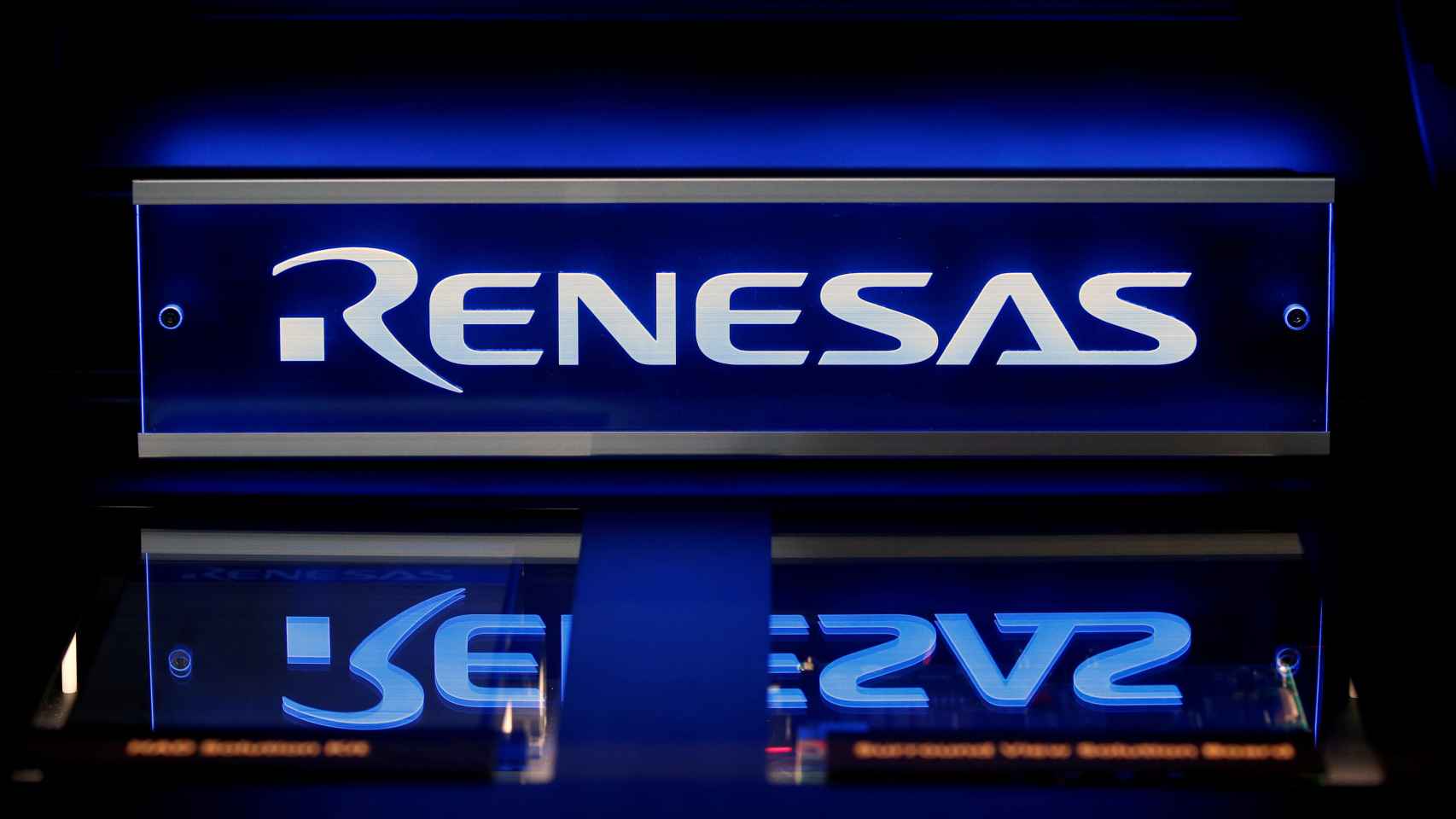 Renesas Electronics Corp's logo