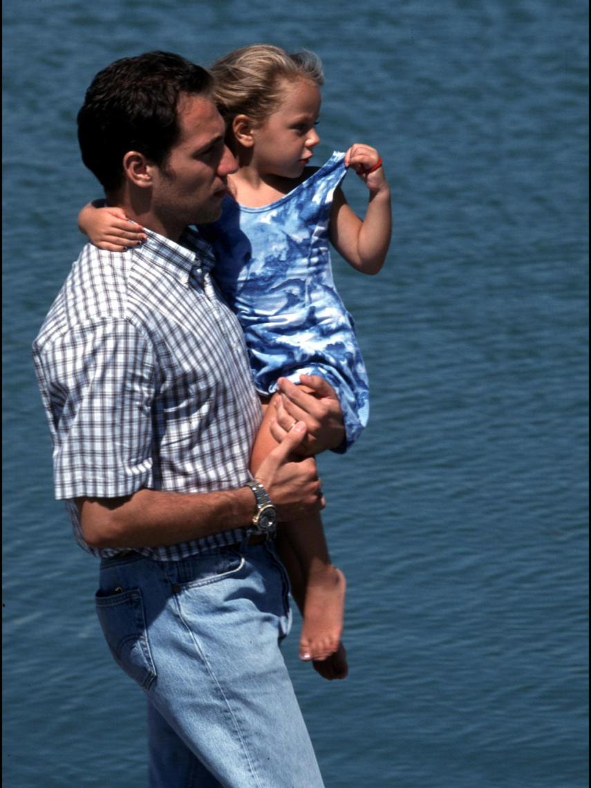 Antonio David Flores y su hija Rocío, en una imagen de archivo.