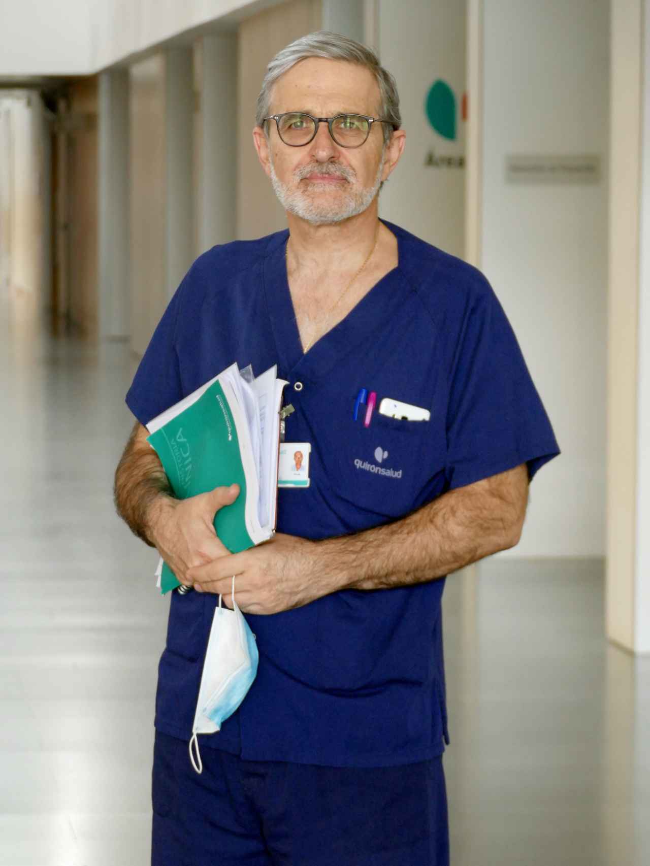 Dr. Daniel Carnevali.