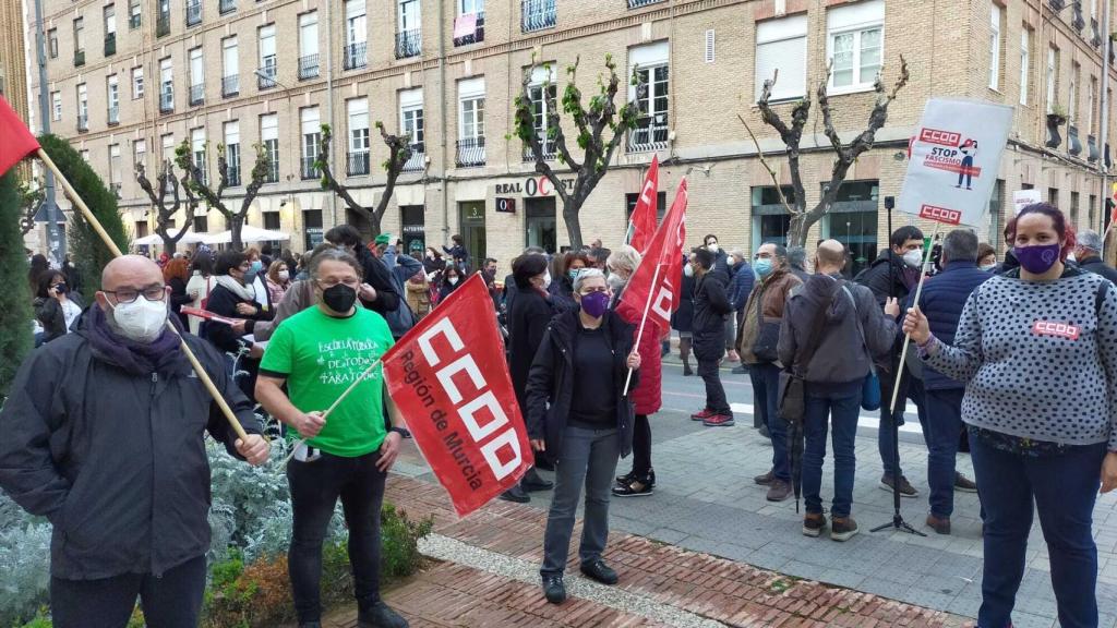 Una de las protestas de la 'marea verde' contra el nombramiento de Mabel Campuzano como consejera de Educación.