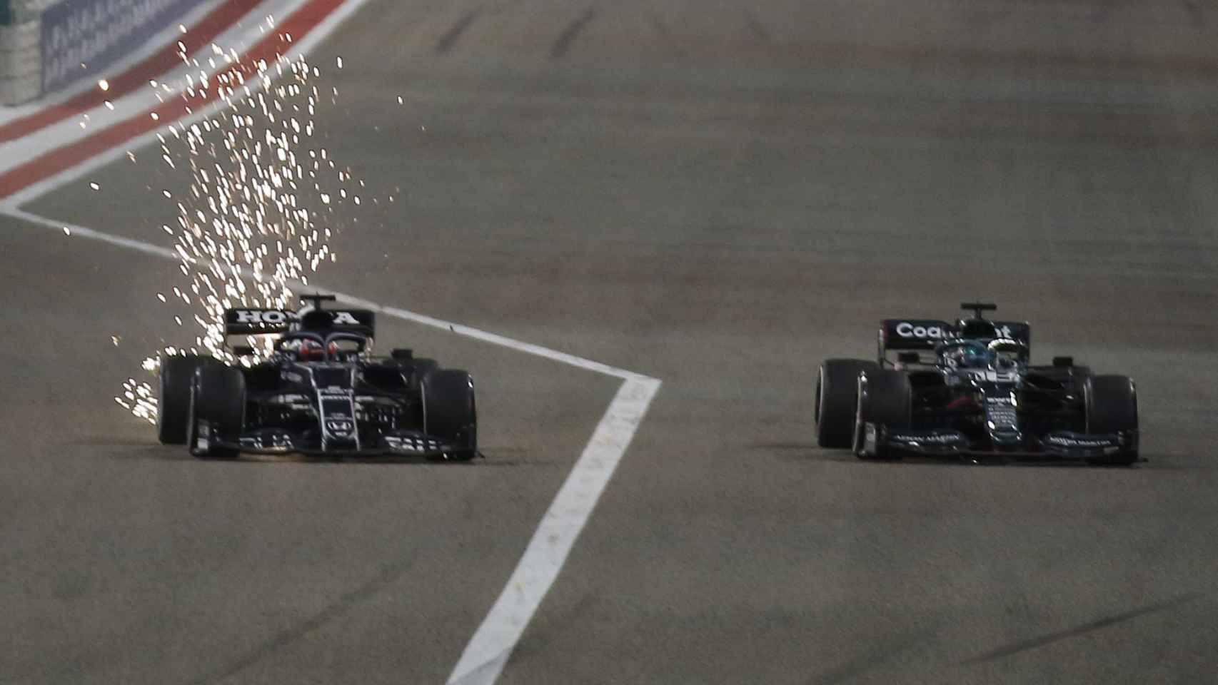 Stroll peleando con Tsunoda en el GP de Bahrein