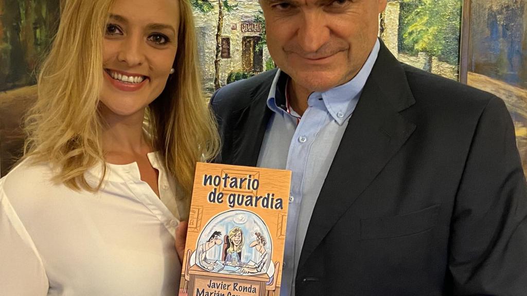 Marián Campra y Javier Ronda, autores de 'Notario de Guardia'.
