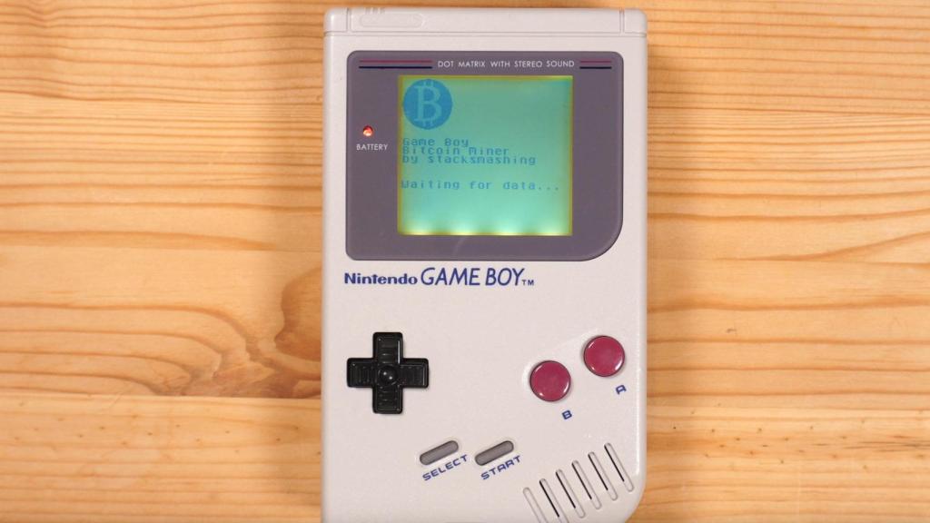 Game Boy minando Bitcoin