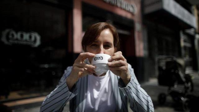 Mónica García en un 100 Montaditos tras sus polémicas declaraciones.