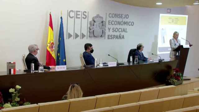 Carme Artigas clausura la presentación del informe del CES sobre digitalización