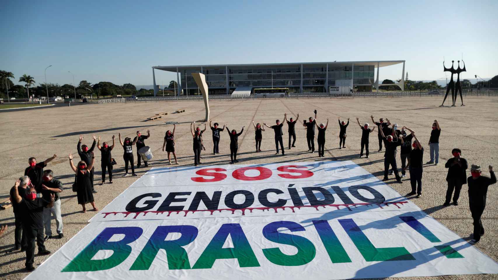 Protestas en Brasilia contra Bolsonaro por su gestión de la pandemia.