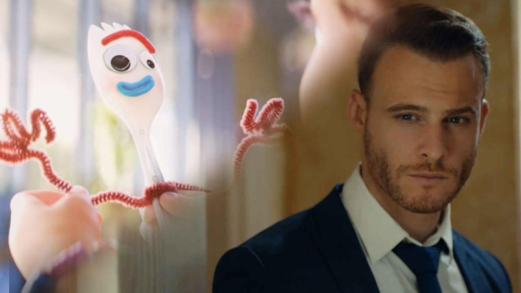 Forky de 'Toy Story 4' y Serkan de 'Love is in the air' en montaje de BLUPER.