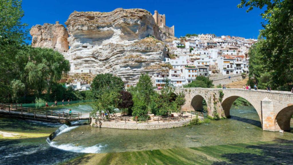 Alcalá del Júcar, en la provincia de Albacete. Foto: Turismo de Castilla-La Mancha