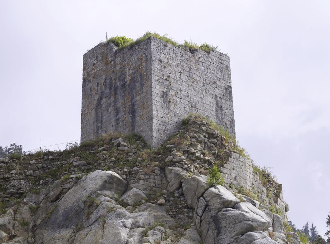 Detalle de la torre de Narahío (Foto: turismo.gal)