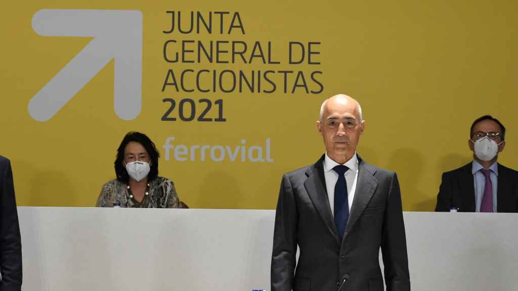 Rafael del Pino e Ignacio Madridejos en la Junta General de Accionistas 2021.