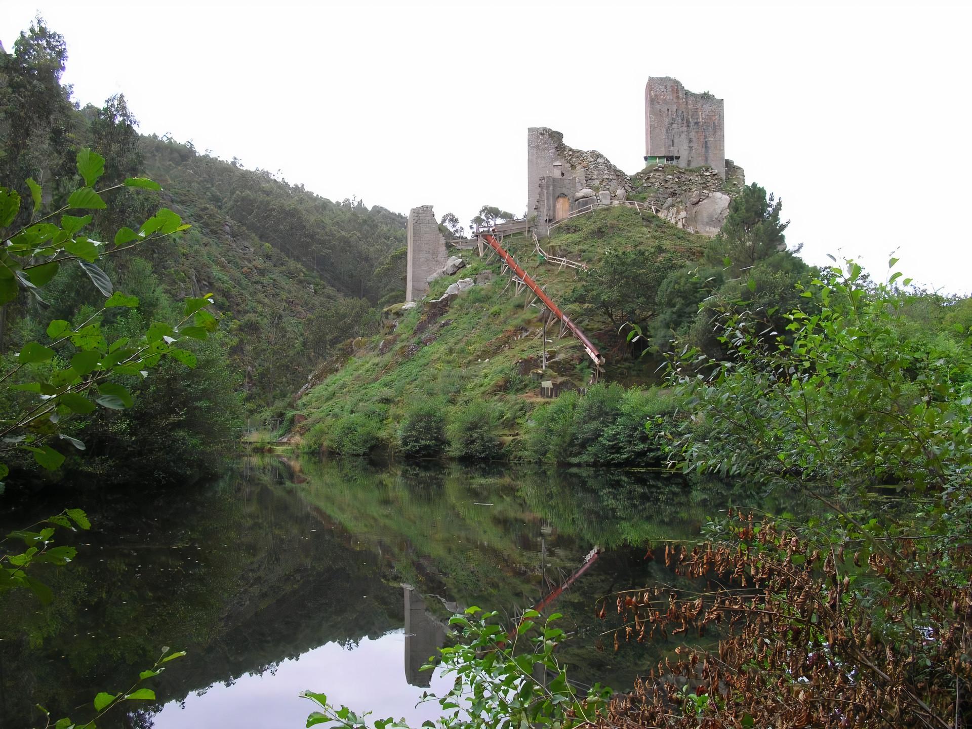 Vista del Castillo de Narahío. Foto: Asociación Española de Amigos de los Castillos