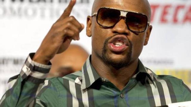 Floyd Mayweather, durante un acto ante los medios de comunicación