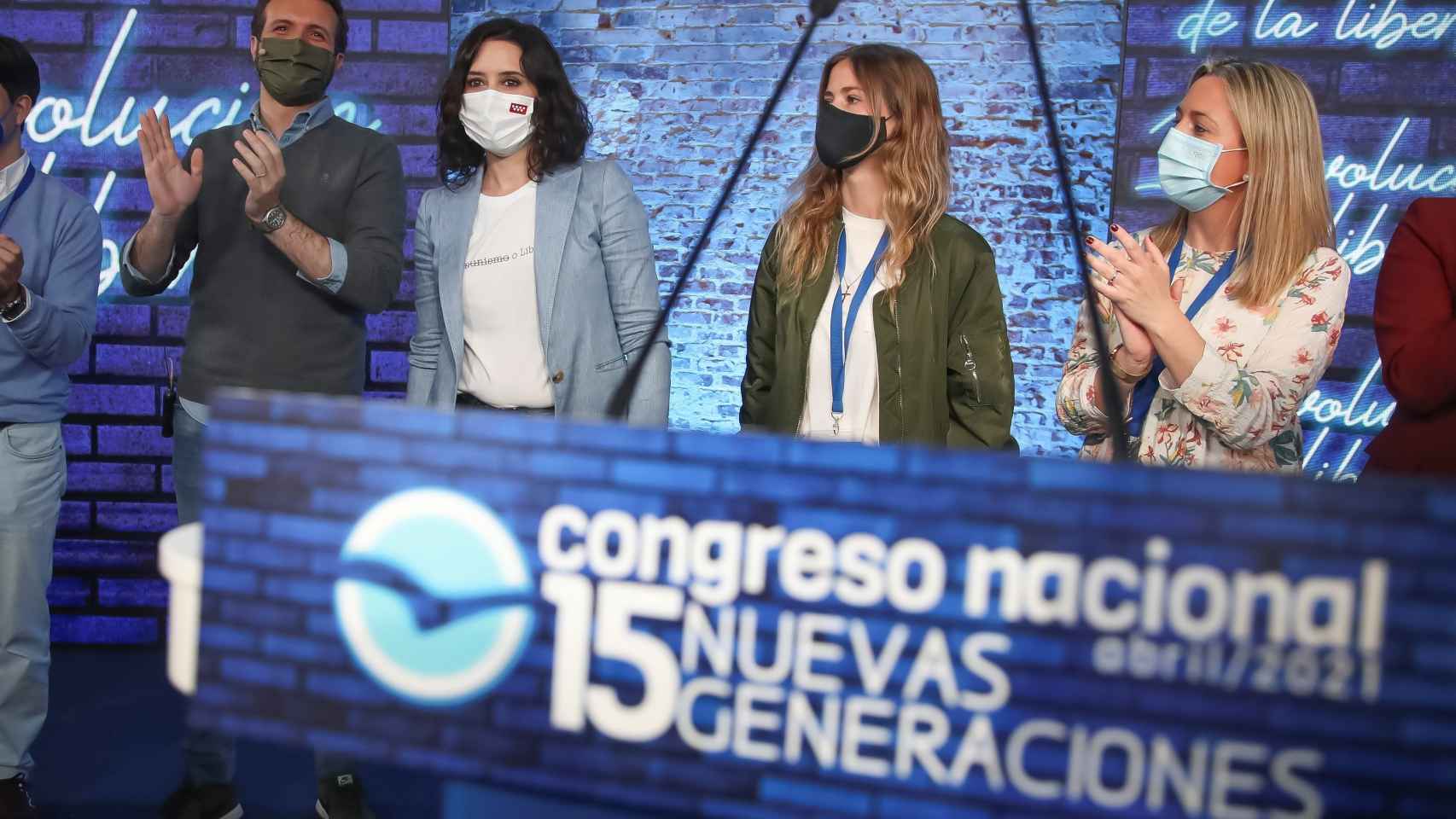 Pablo Casado, Isabel Díaz  Ayuso, Bea Fanjul y Ana Camins, líder del PP madrileño, en el congreso de NNGG del PP.