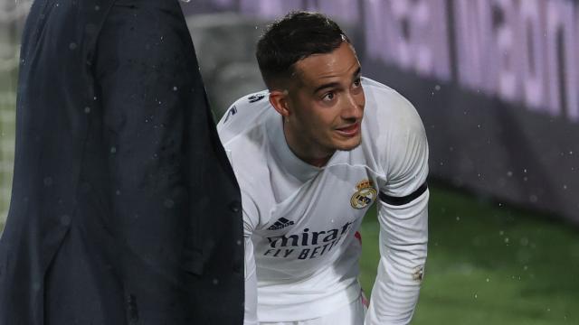 Lucas Vázquez, justo en el momento de su lesión en El Clásico