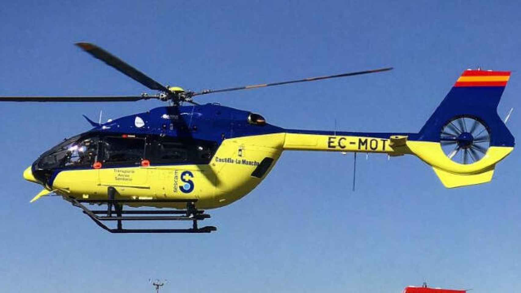 Imagen de archivo de uno de los helicópteros medicalizados del Sescam