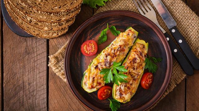 Cómo hacer zucchini rellenos al horno paso a paso