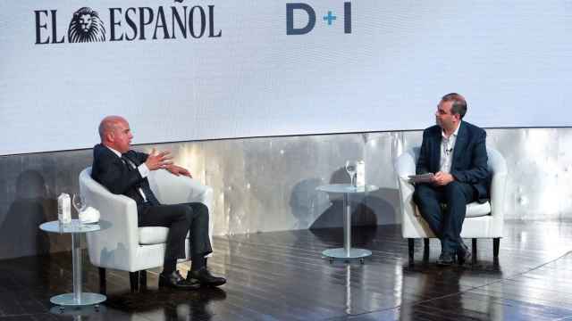 A la izquierda, Jaime de Jaraiz, presidente de LG, durante su intervención en 'Wake Up, Spain!'