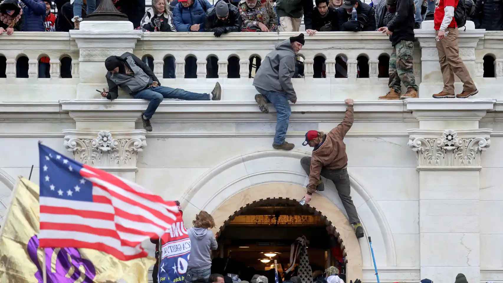 Imágenes del asalto al Capitolio de EEUU el pasado enero.