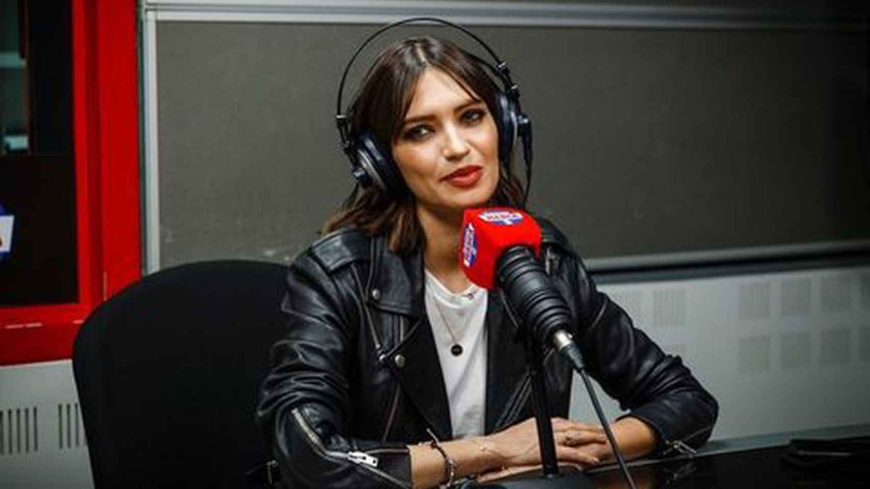 La periodista en una imagen al frente de su programa de Radio Marca.