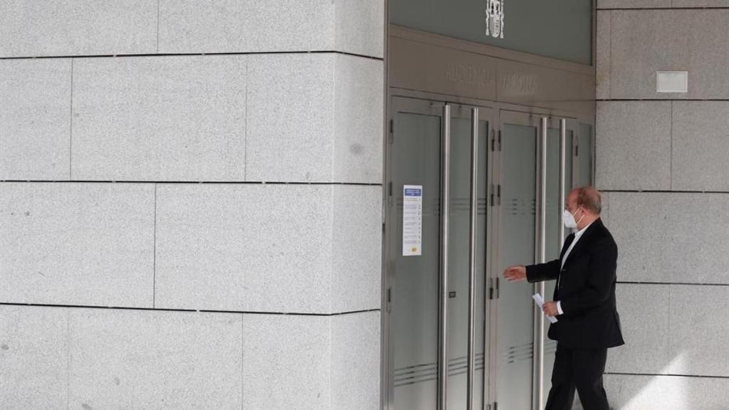 Miguel Sebastián, este miércoles entrando a declarar en la Audiencia Nacional./