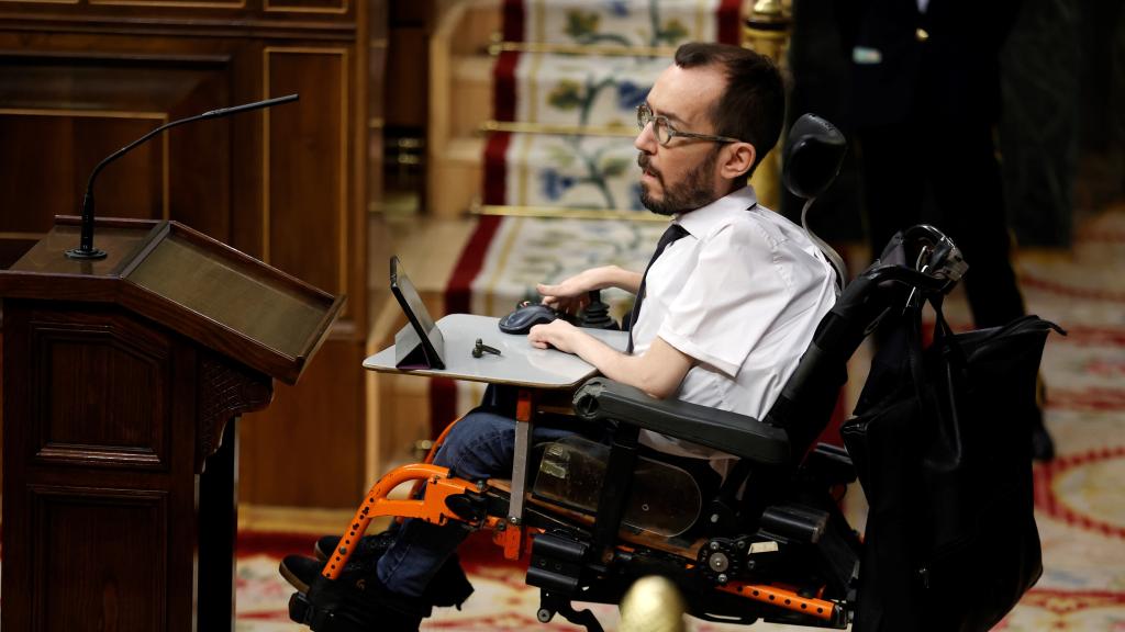 Pablo Echenique, durante su discurso del 14 de abril en el Congreso de los Diputados.