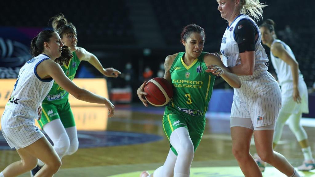 Perfumerías Avenida ante el Sopron Basket