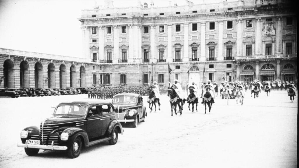 Acto de presentación de credenciales del embajador Samuel Hoare.