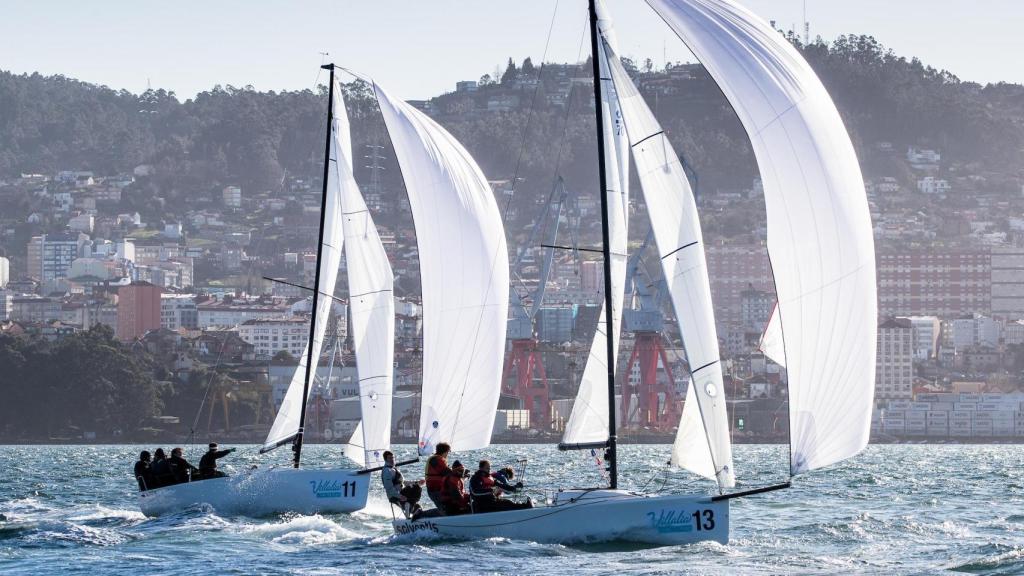 Noticia y Abril Verde se destacan en las Villalia Spring series de J70 en Vigo