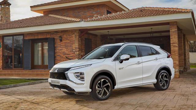 El Mitsubishi Eclipse Cross PHEV es un SUV híbrido enchufable.