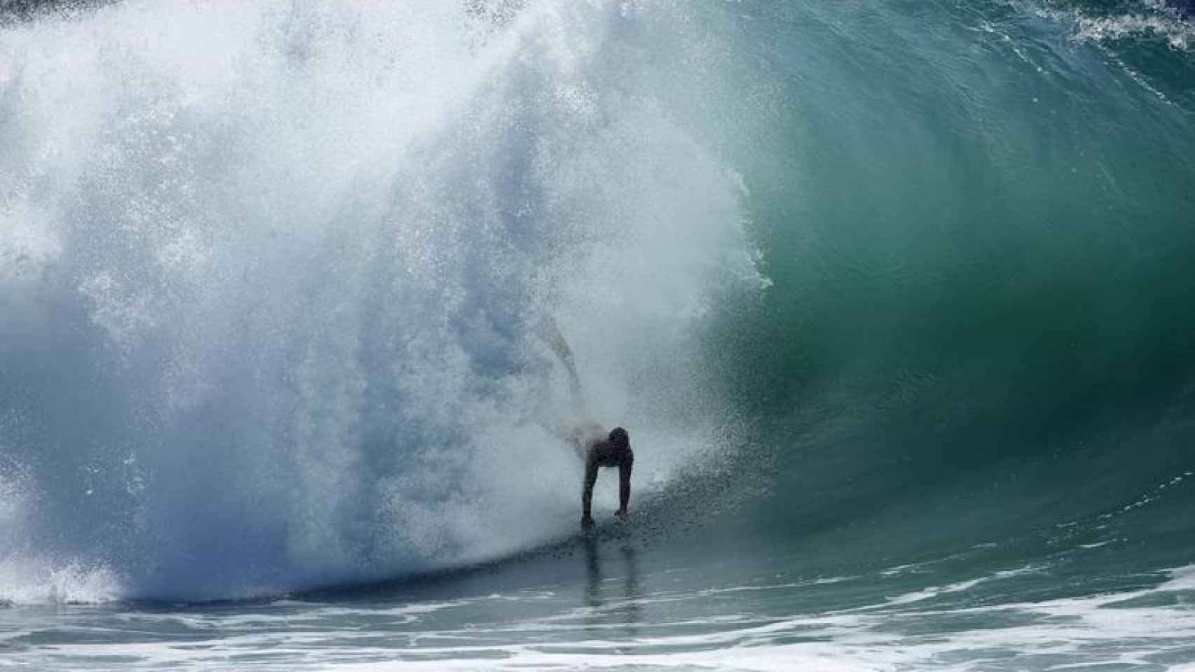Imagen de surf (el surfista no tiene nada que ver con la noticia)