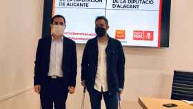 Toni Francés (PSOE) y Gerard Fullana (Compromís), en su rueda de prensa conjunta.