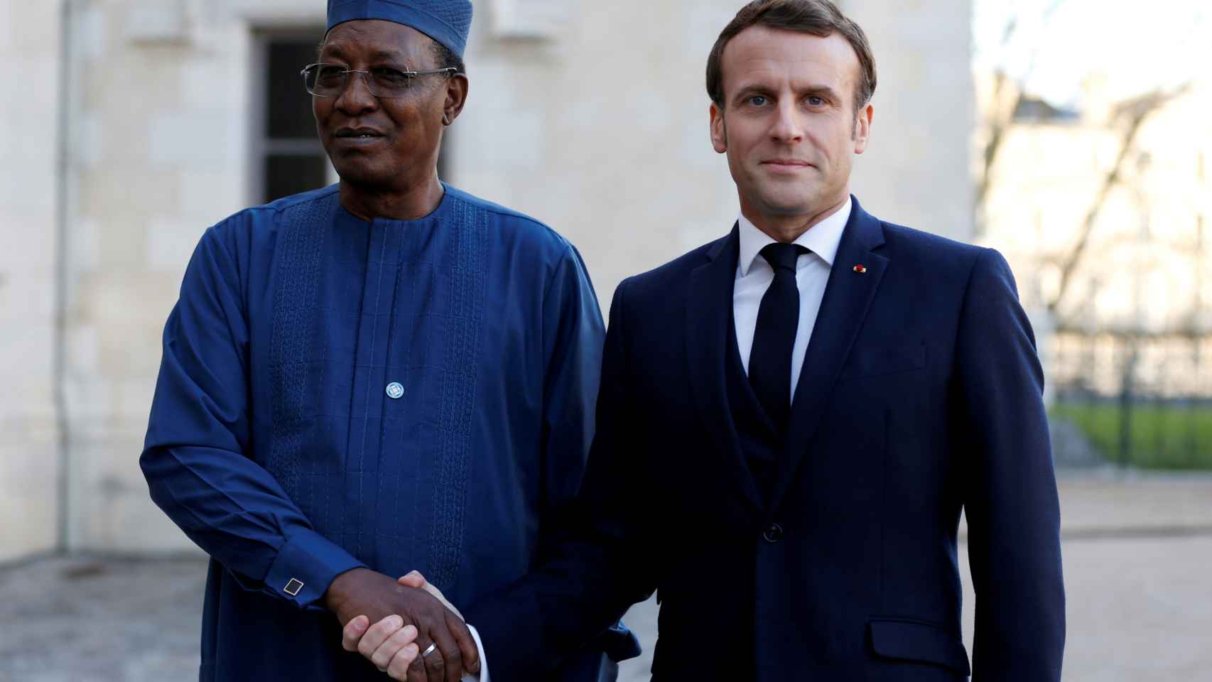 Idriss Deby junto a Emmanuel Macron.