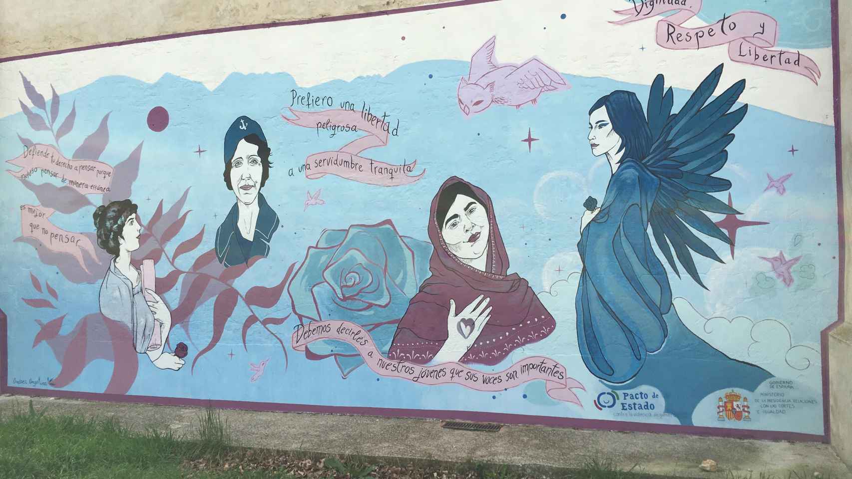 El mural a la entrada de Brieva inaugurado en noviembre de 2020 que recuerda a Lucía Bosé
