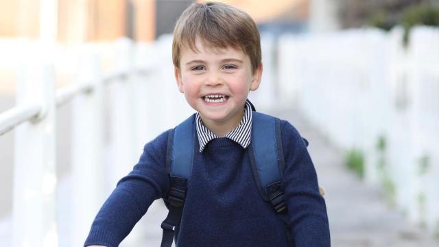 El príncipe Louis, hijo menor de Kate Middleton y Guillermo de Inglaterra, cumple este viernes 3 años.