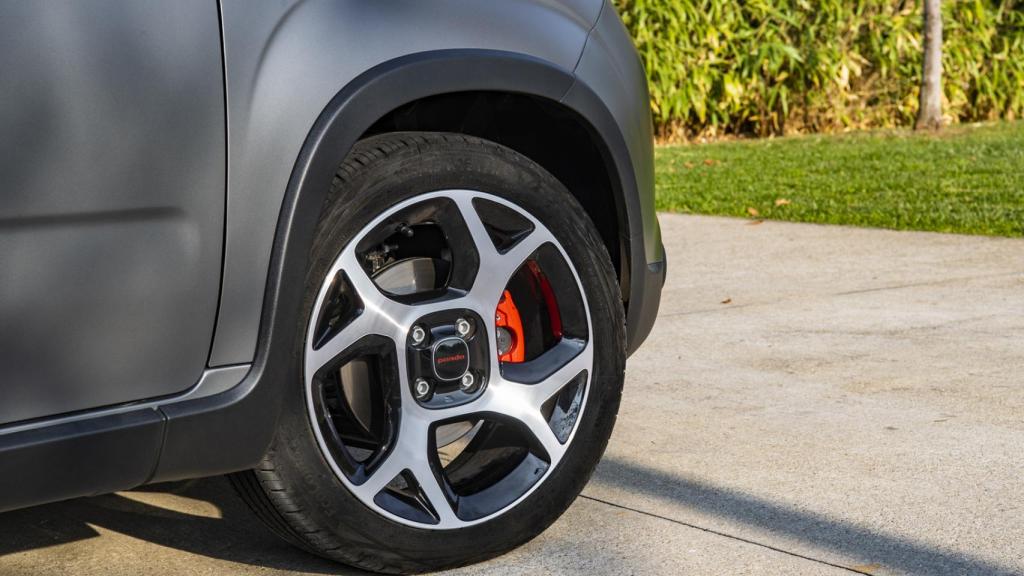 Detalle del Fiat Panda con hibridación ligera.