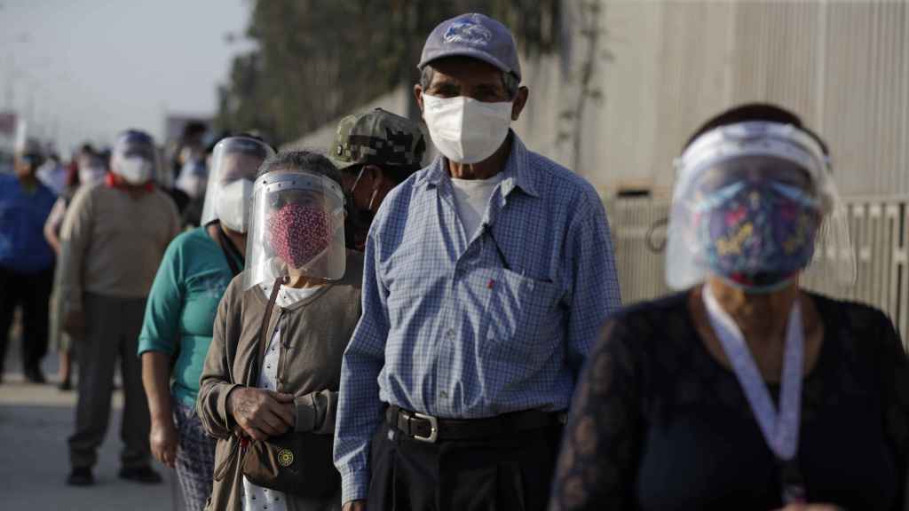 Un muerto por Covid-19 cada cinco minutos: Per atraviesa su peor momento de la pandemia