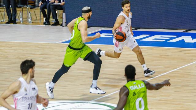 Laprovittola atacando en el Fuenlabrada - Real Madrid