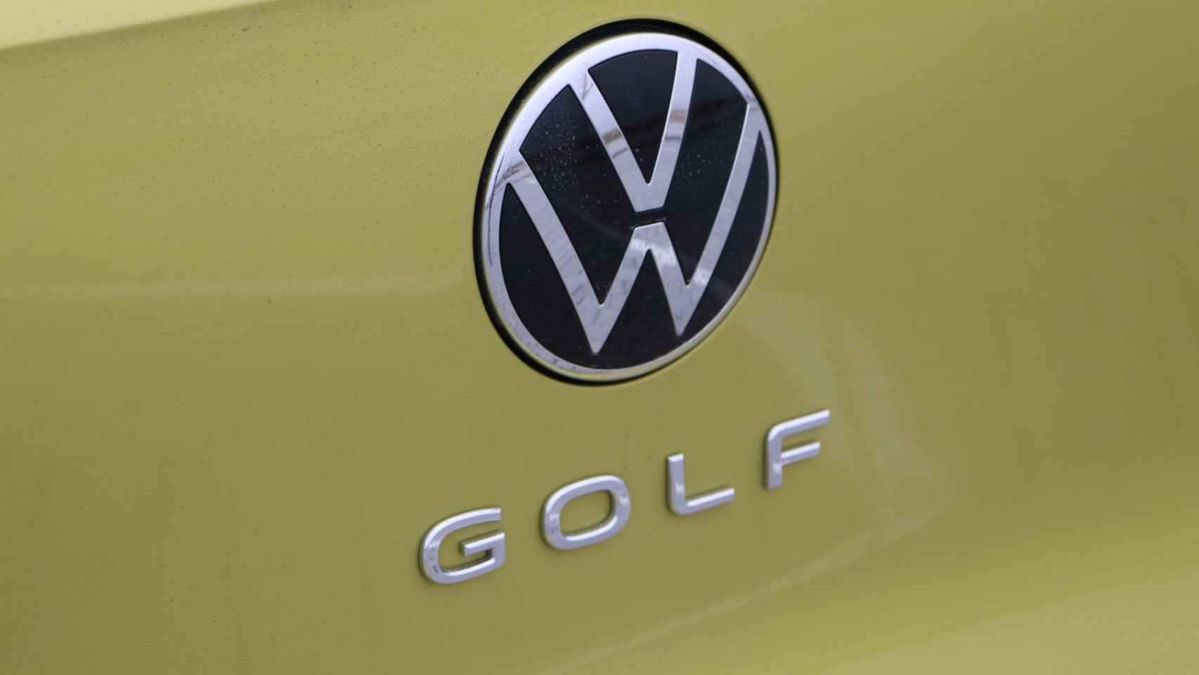 Imagen de la zaga del Volkswagen Golf.