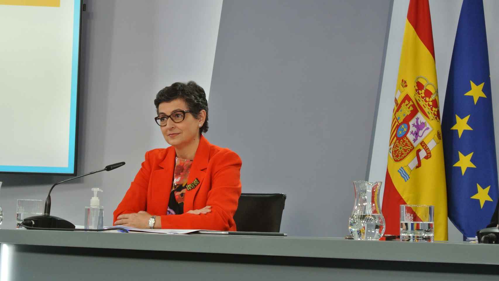 Arancha González Laya, ministra de Asuntos Exteriores, en la sala de prensa de Moncloa.