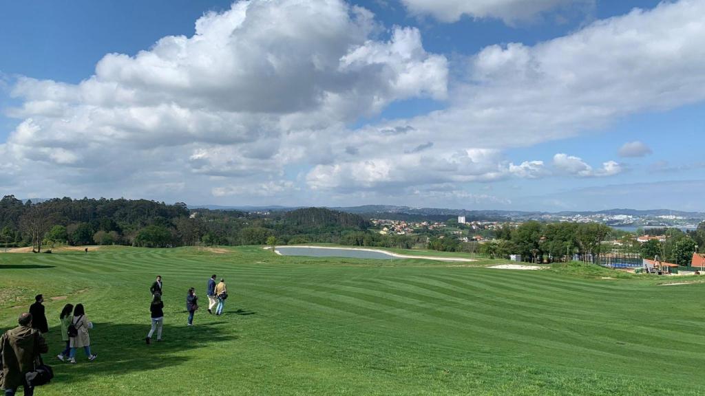 Así será el Golf Xaz en Oleiros, que comienza su apertura el 24 de mayo
