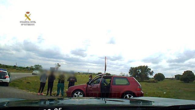 La Guardia Civil detiene a cuatro delincuentes minutos después de maniatar y robar a una mujer en su domicilio en un pueblo de Toledo