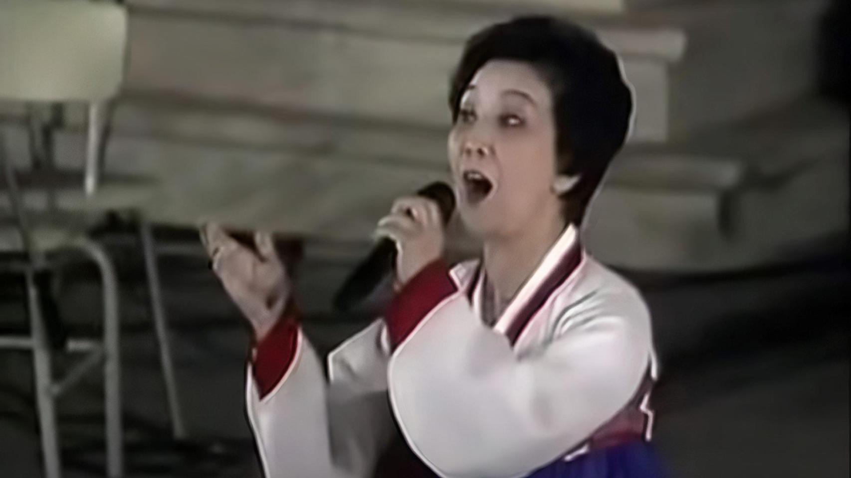 La fascinante historia tras el vídeo del grupo de Corea del Norte que canta en gallego