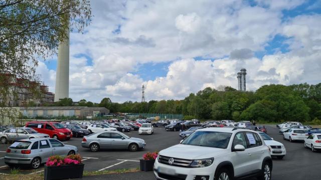 Caravana de vehículos en As Pontes contra los recortes en el convenio colectivo de Endesa.