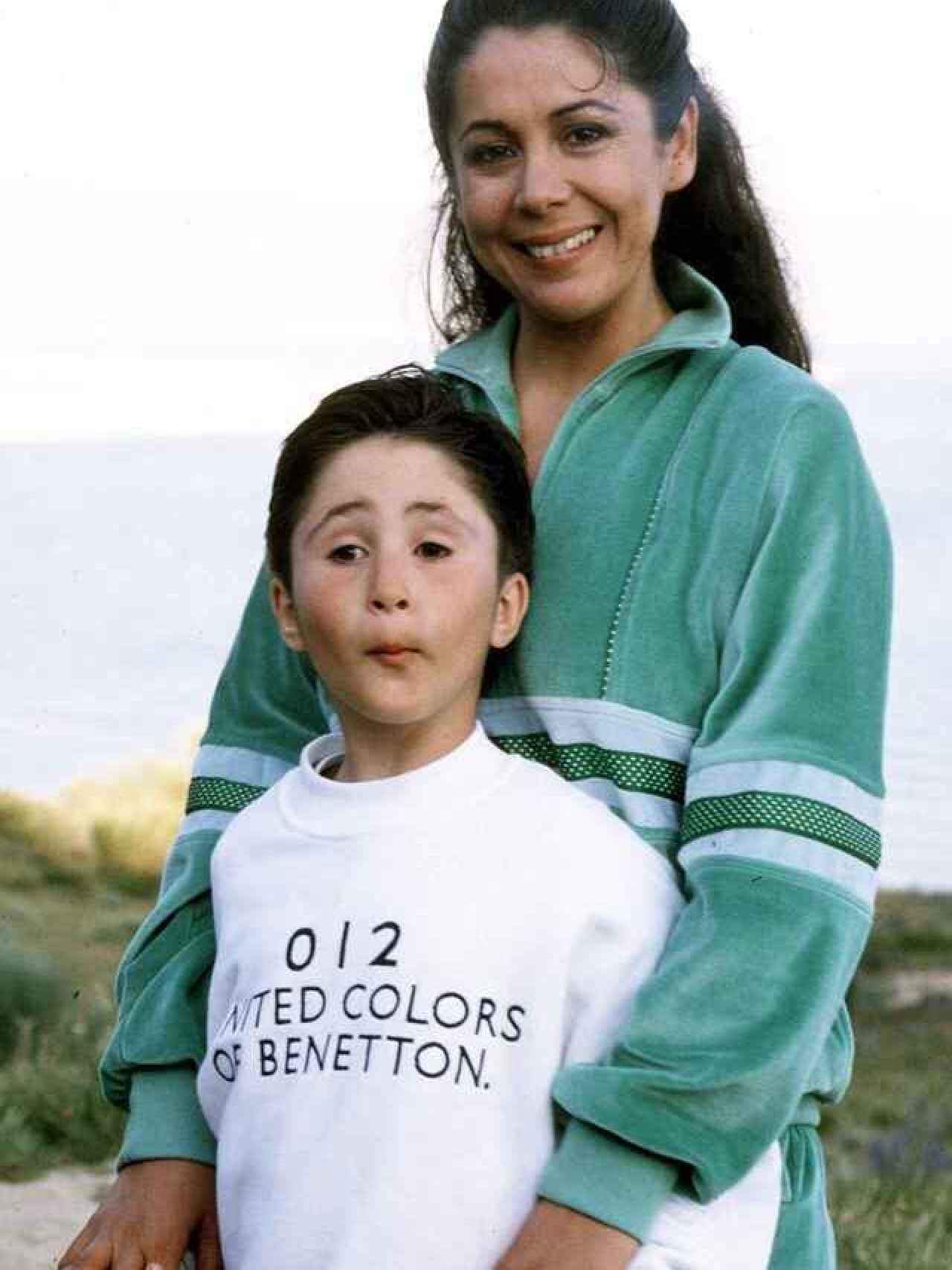 Kiko Rivera junto a su madre, en una imagen de archivo.
