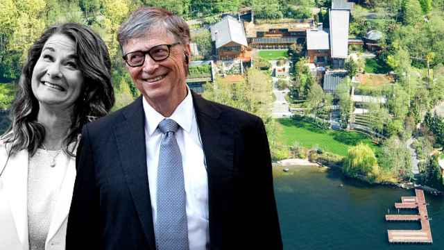Bill Gates y Melinda en un montaje sobre la mansión que posee el magnate en Washington.