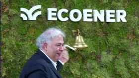 El presidente de Ecoener, Luis de Valdivia, en el toque de campana del estreno como cotizada.